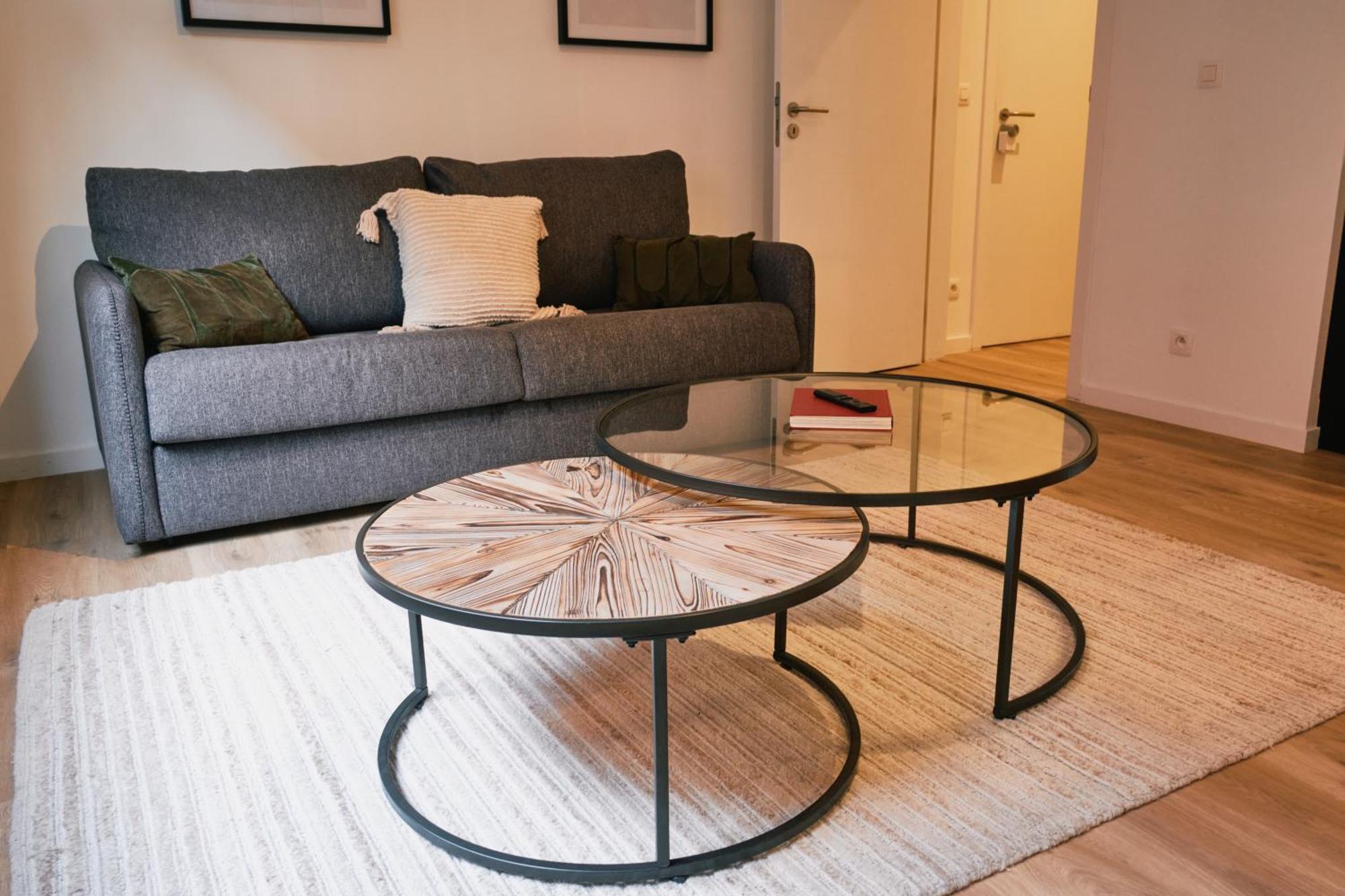 Urbanchic Cosy 1b *